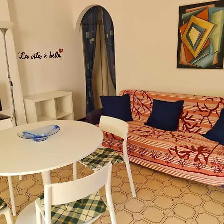 Apartment R25 - Trilocale Con Ampio Terrazzo *